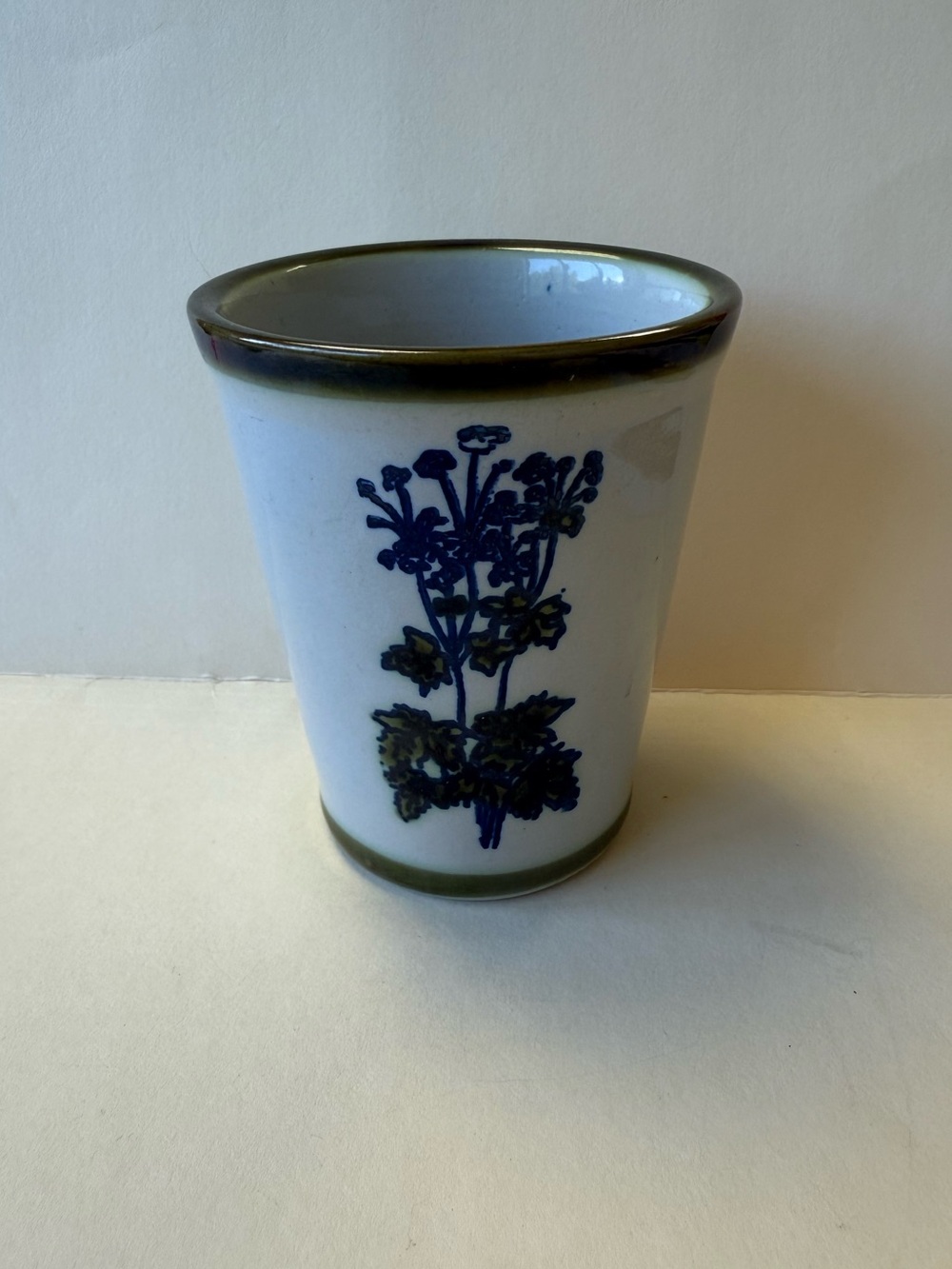 Louisville Stoneware Kentucky Mint Julip Cup with Flower and Recipe.